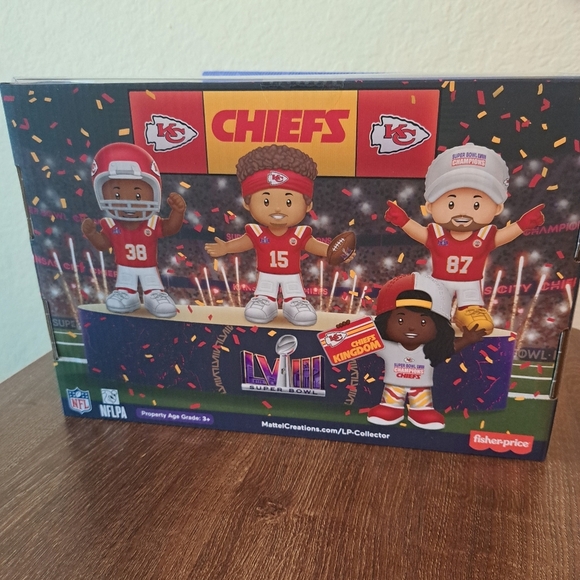 Little People NFL Super Bowl LVII Champions Set - Picture 5 of 9